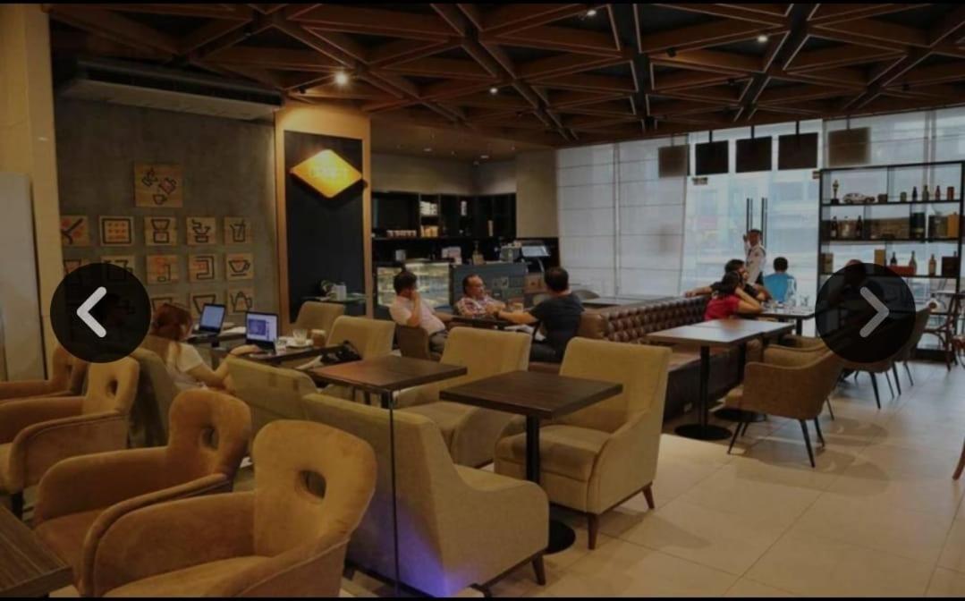 My Happy Place West Avenue Suites Quezon City Buitenkant foto